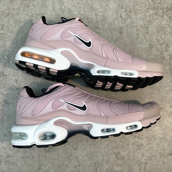 nike air max plus particle rose